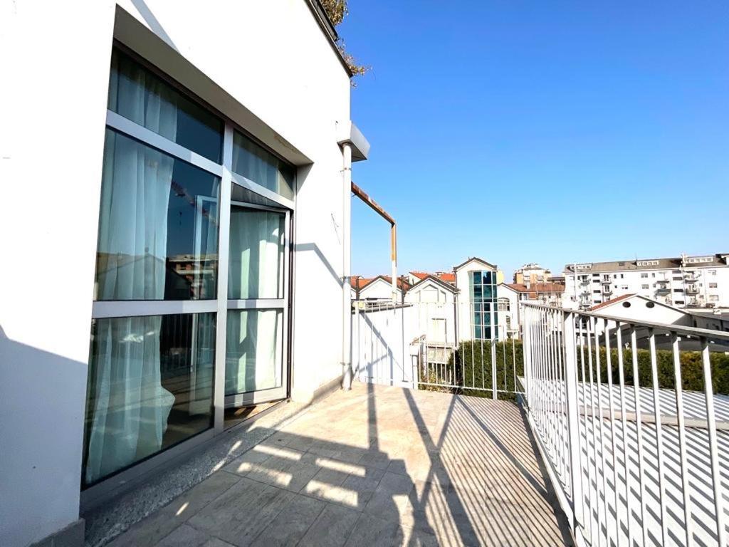Your Apartments In Navigli District Milan Luaran gambar