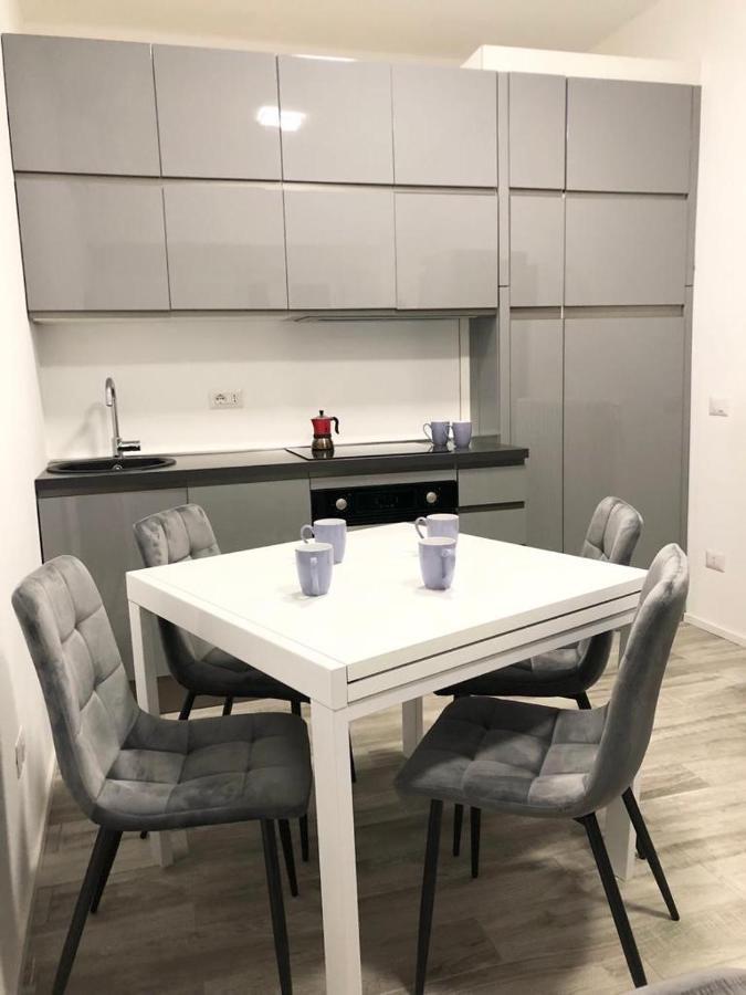 Your Apartments In Navigli District Milan Luaran gambar